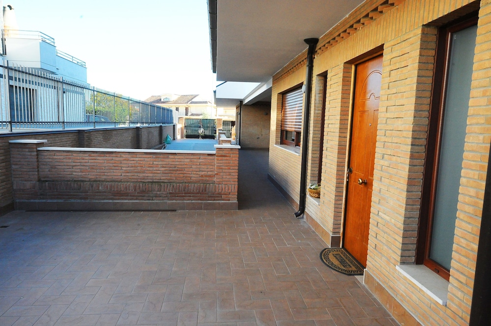 Photo 21
