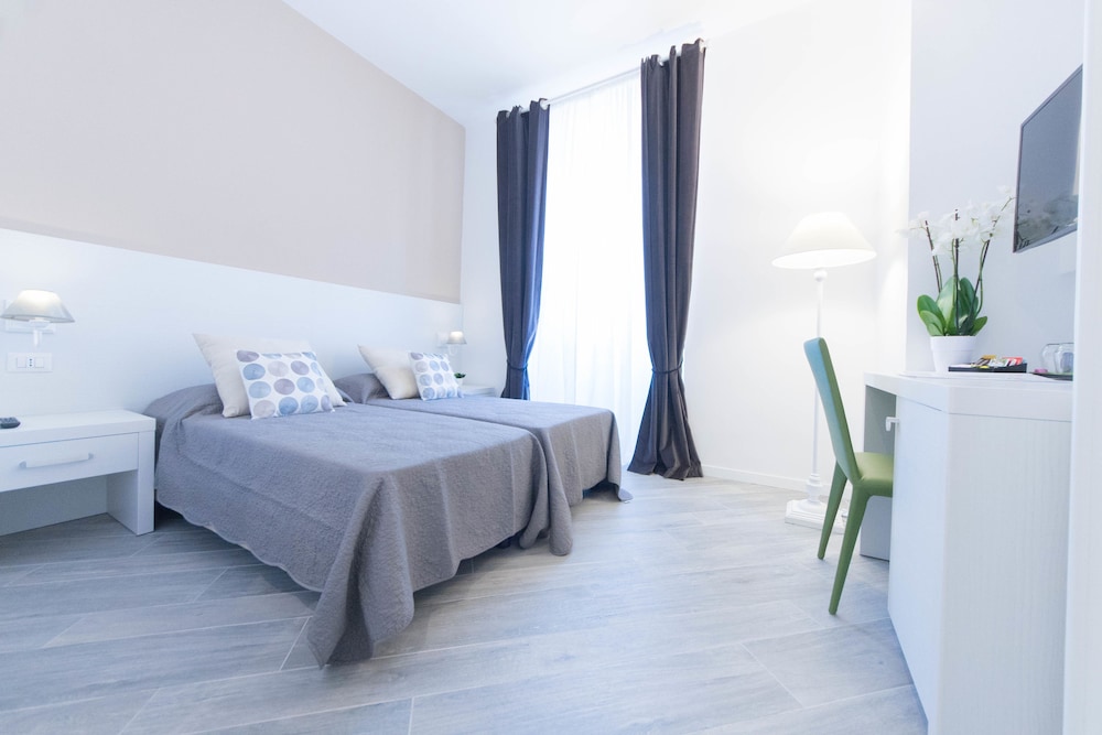 Vantaggio Suites & Apartments photo 3