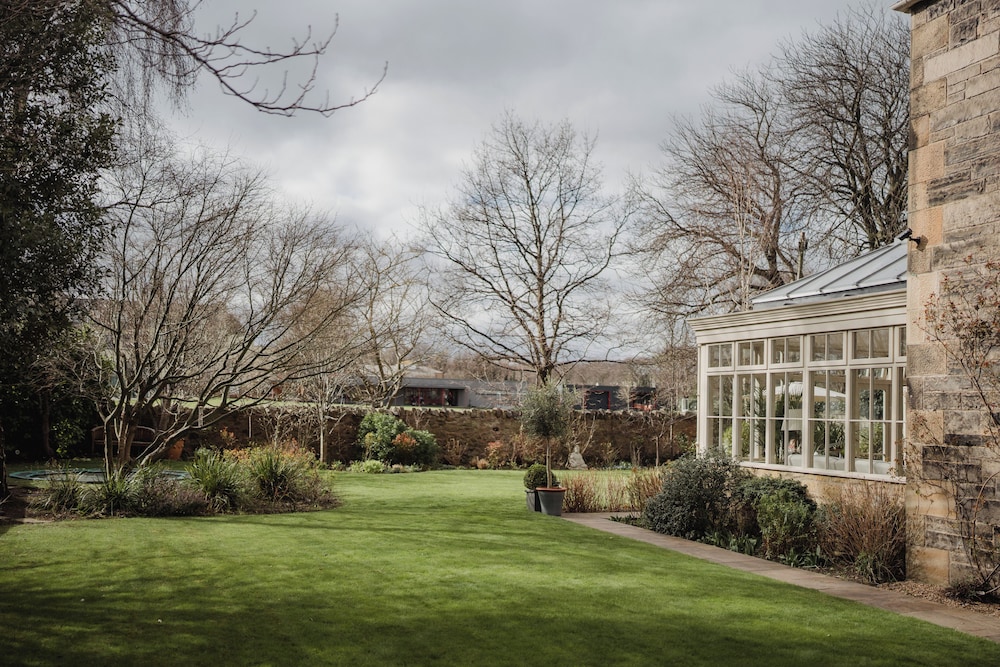 Private and Prestigious Luxury Home