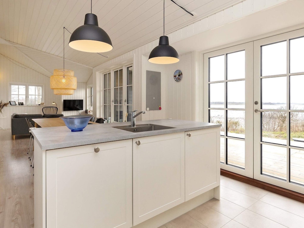 6 Person Holiday Home in Martofte view 5