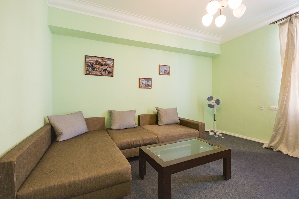 Kiev Accommodation Hotel Service