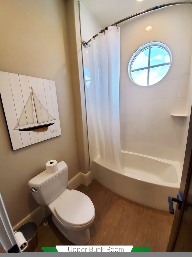Glenn Haven Luxury Large Group Getaway Sleeps 60