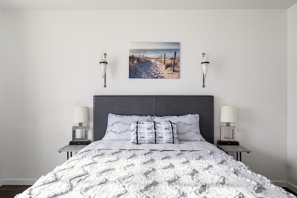 Canyon View Oasis 3 Bedroom Home