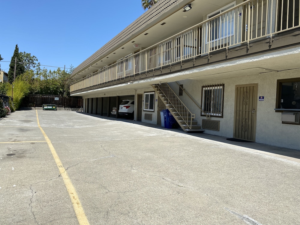 Bayview Motel