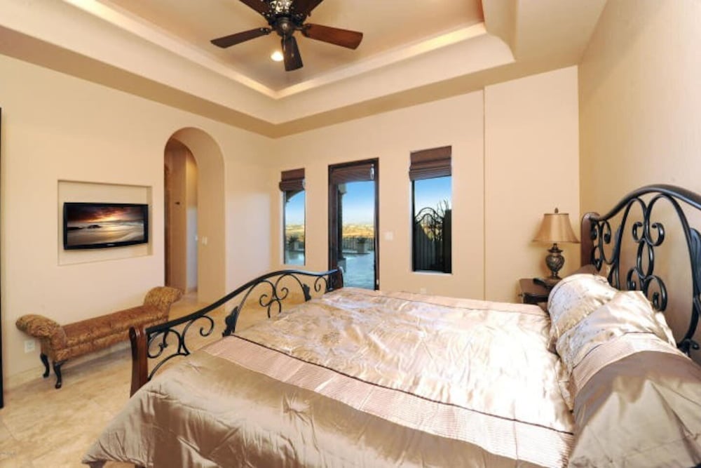Tuscan Beauty With Incredible Views! view 3