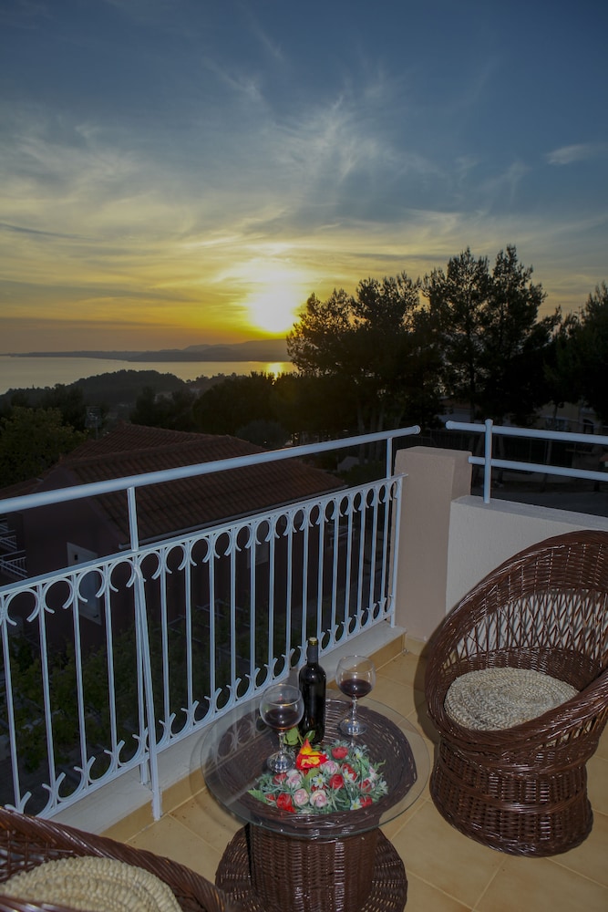 Sunset Paradise Resort