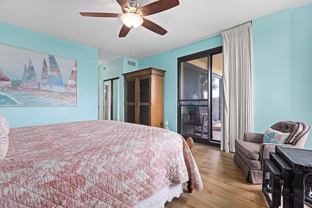 Romar House by Southern Vacation Rentals