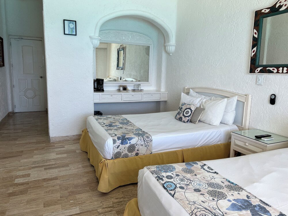 OvaCancun Apartments