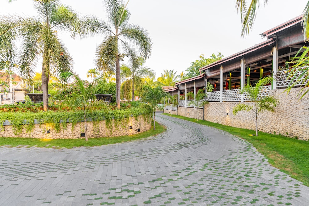 Hotel Bali Garden Beach Resort - Image 1