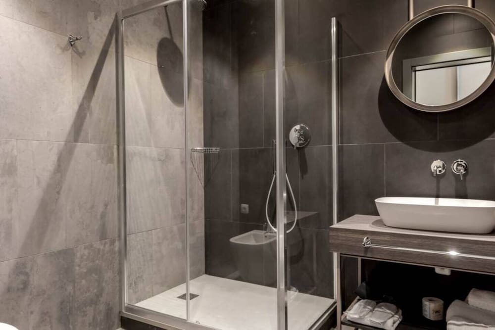 Superb Room for 4 near Duomo di Milano