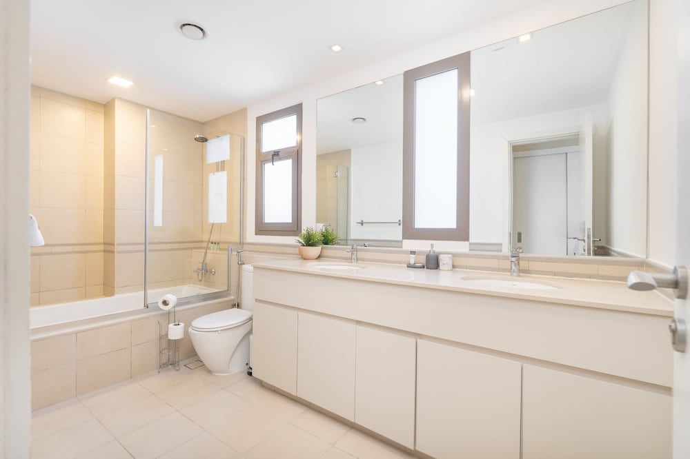 Elegant Villa Escape Perfect for Families