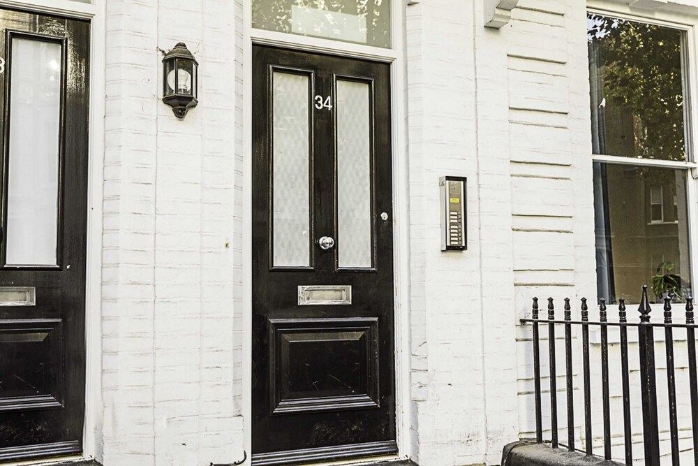 Elegant 3 bed Apartment in Earls Court