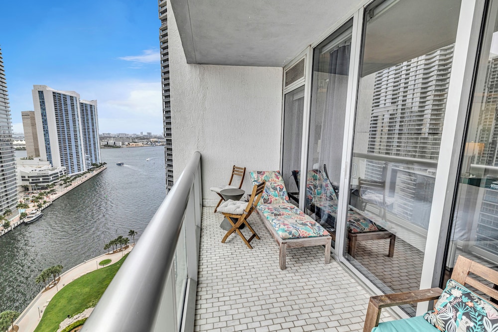 Icon Brickell