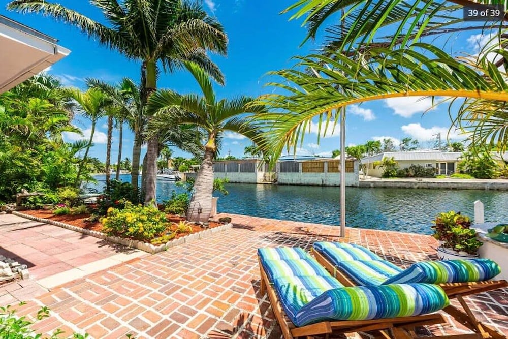 Heron House by Brightwild Luxury Waterfront Home view 5
