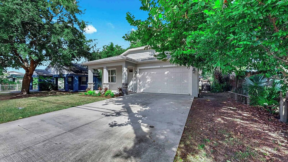 Cozy Downtown Tampa Retreat