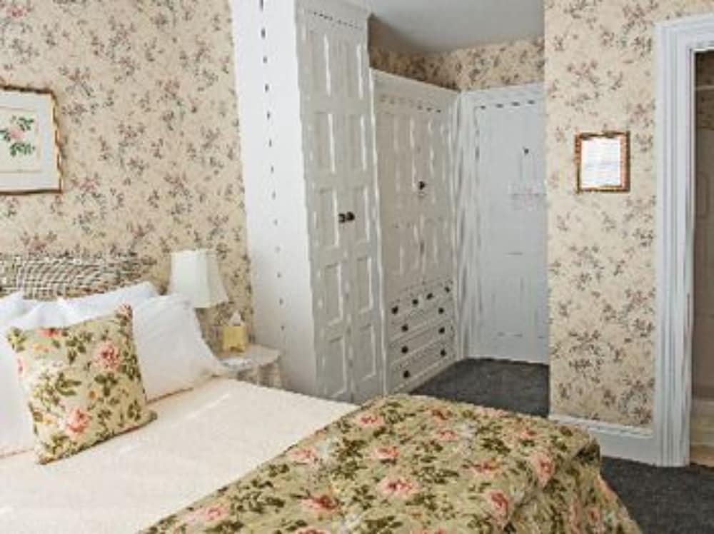 Marble Mansion Inn
