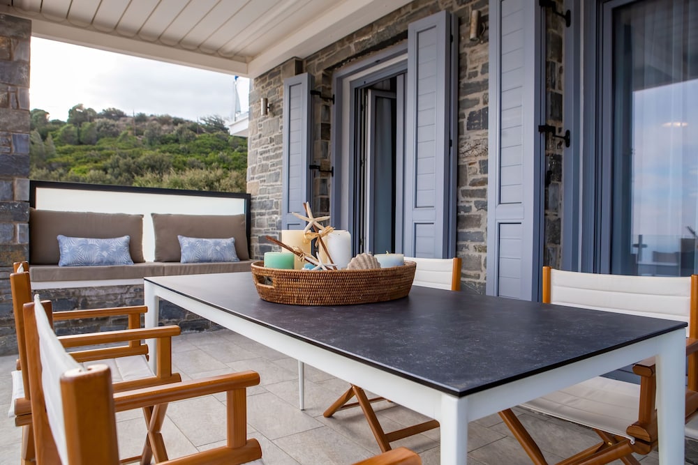 Tsapelas Villas