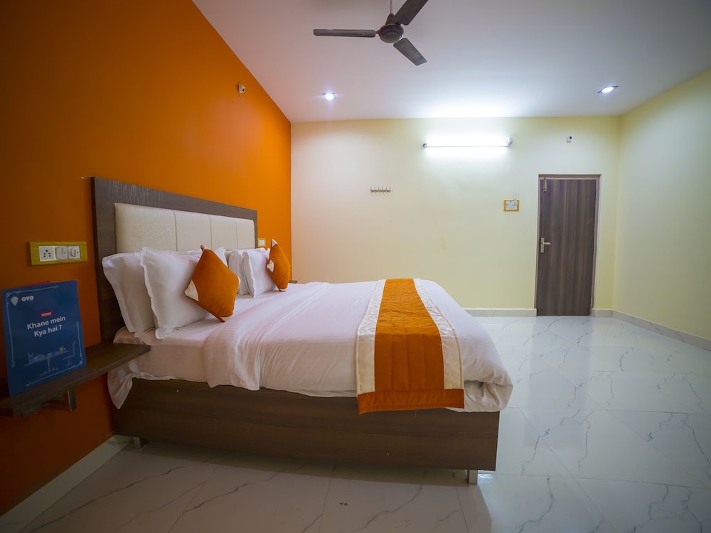 OYO 8147 Short Stay s view 5