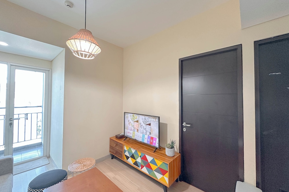 1Br Near Uinsa At Tamansari Papilio Apartment