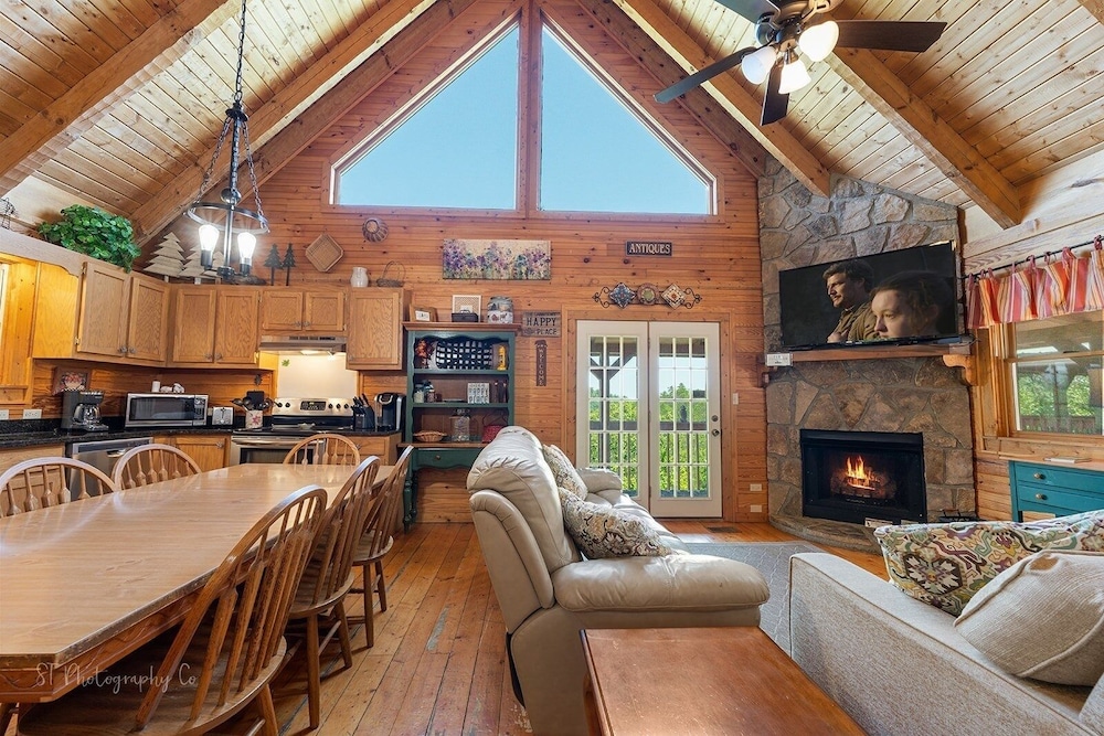 Sweet Magnolia 2 Bedroom Home