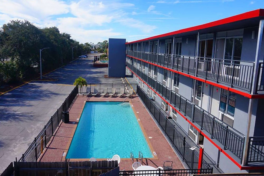 Travelodge by Wyndham Orlando / Heart of International Drive