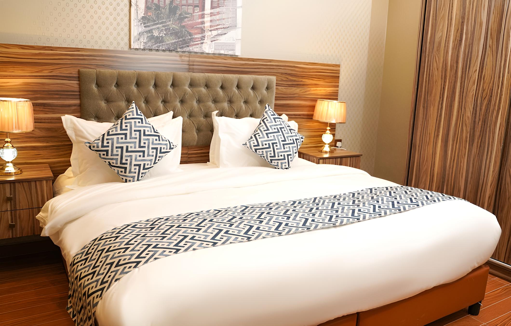 CREDI HOTEL