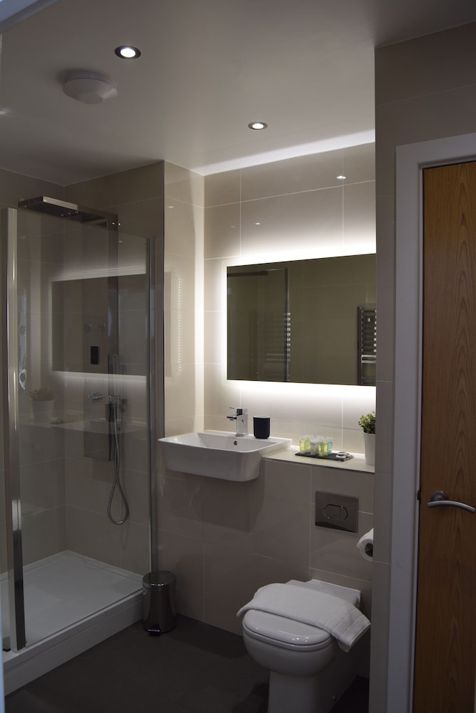 Morland House Apartments