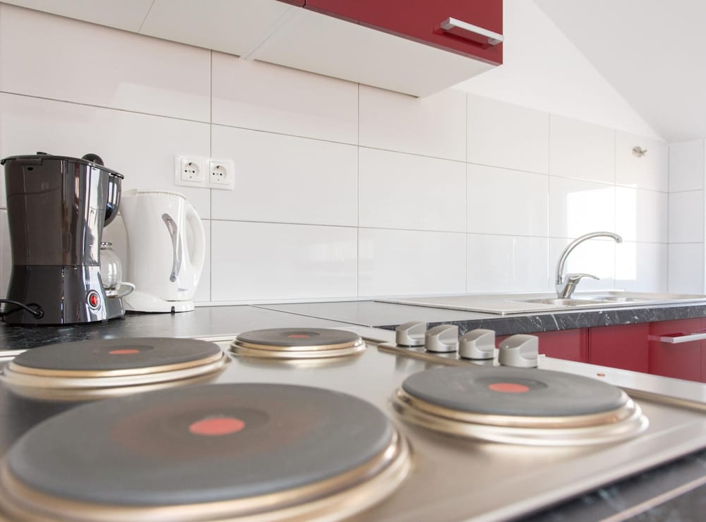 Scenic Elegant Apartments Krk With Balcony and Pool