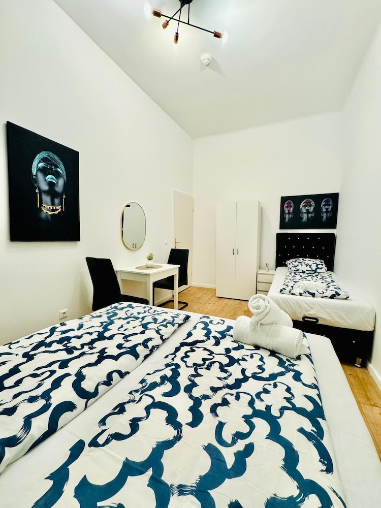5BR Apartment Near Kaufpark Alterlaa