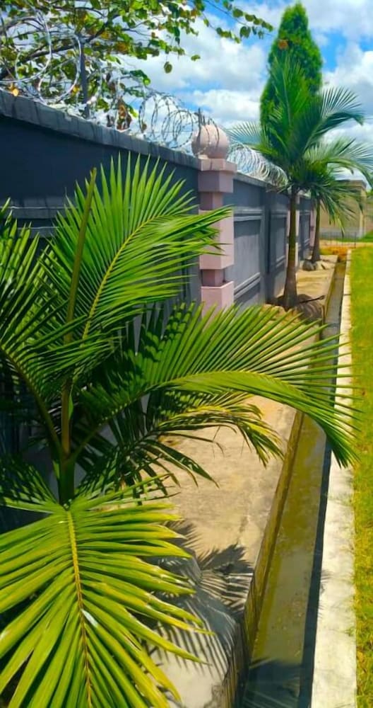 Seven Palms Executive Lodge