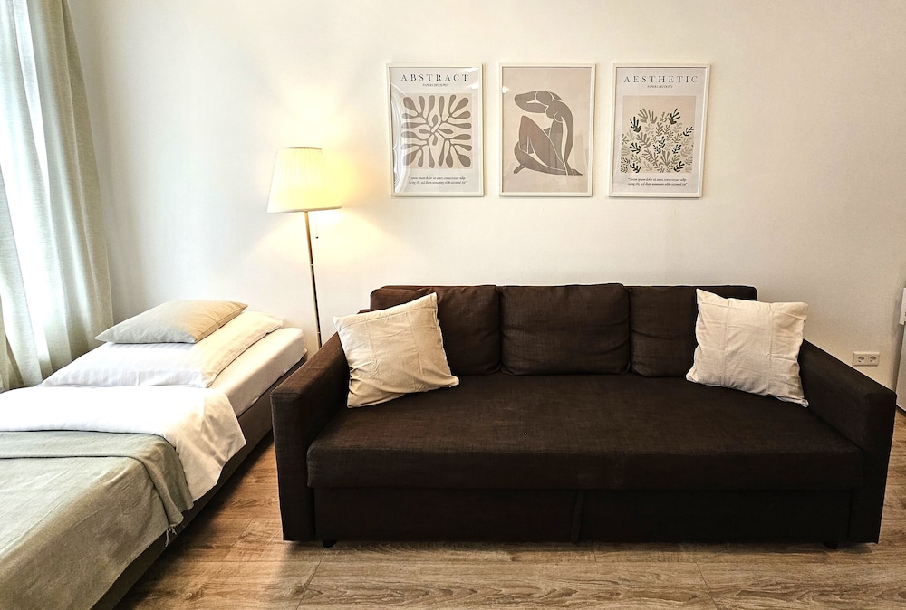 Airport Messe Apartments