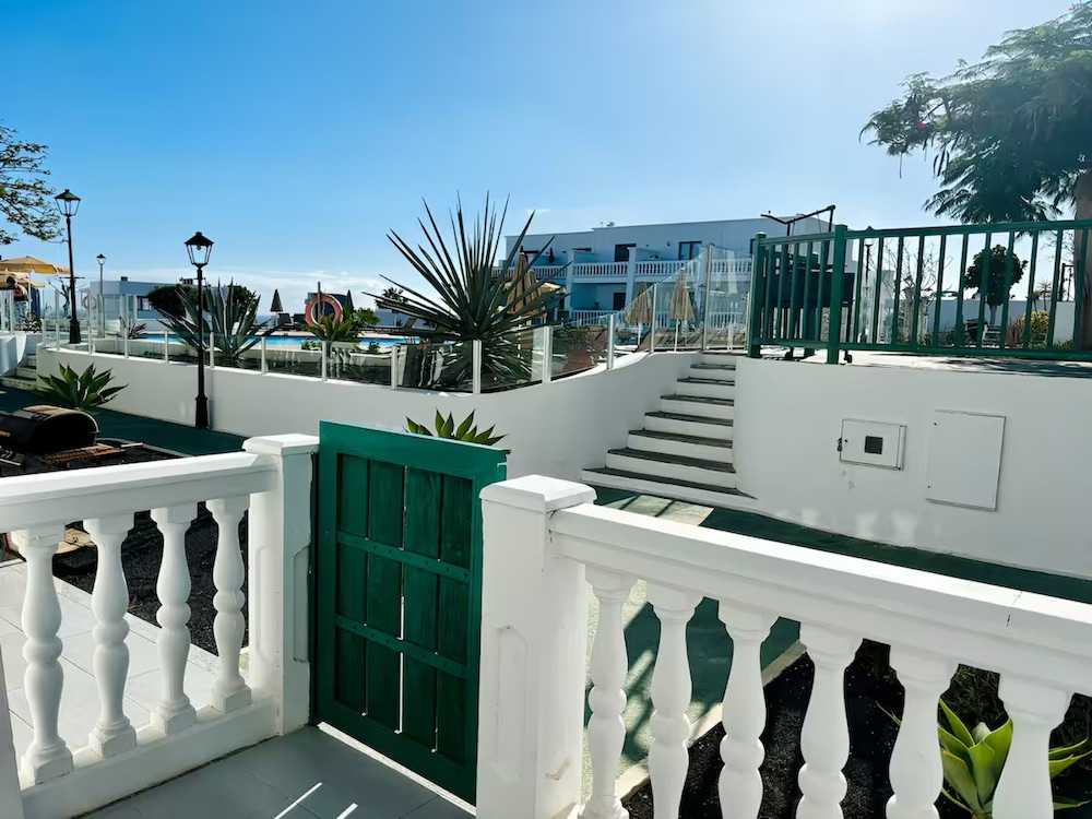Apartment Florencia With Pool & Wifi in Puerto del Carmen, Lanzarote