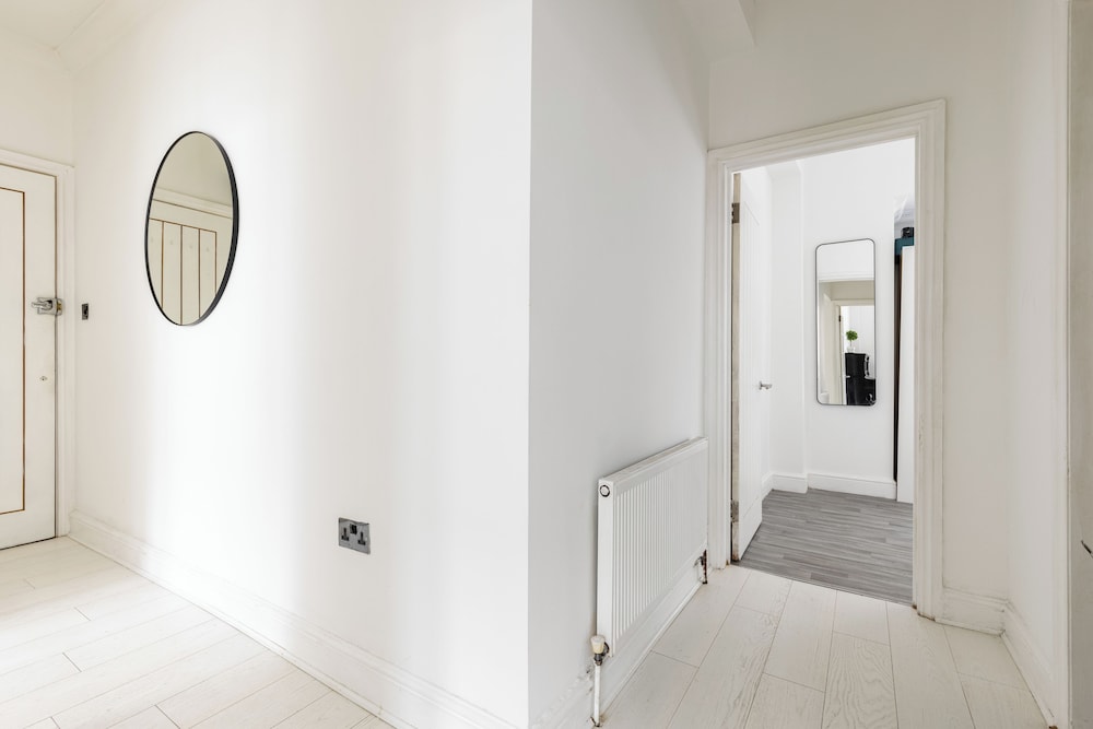 Beautiful 2 bed in Walthamstow