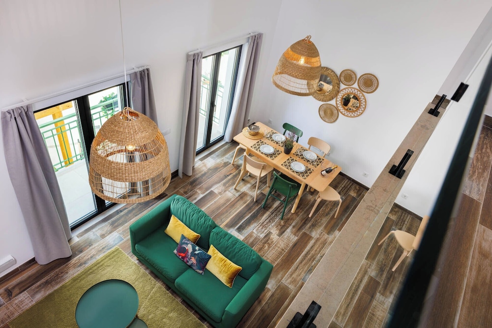 Roots Apartments