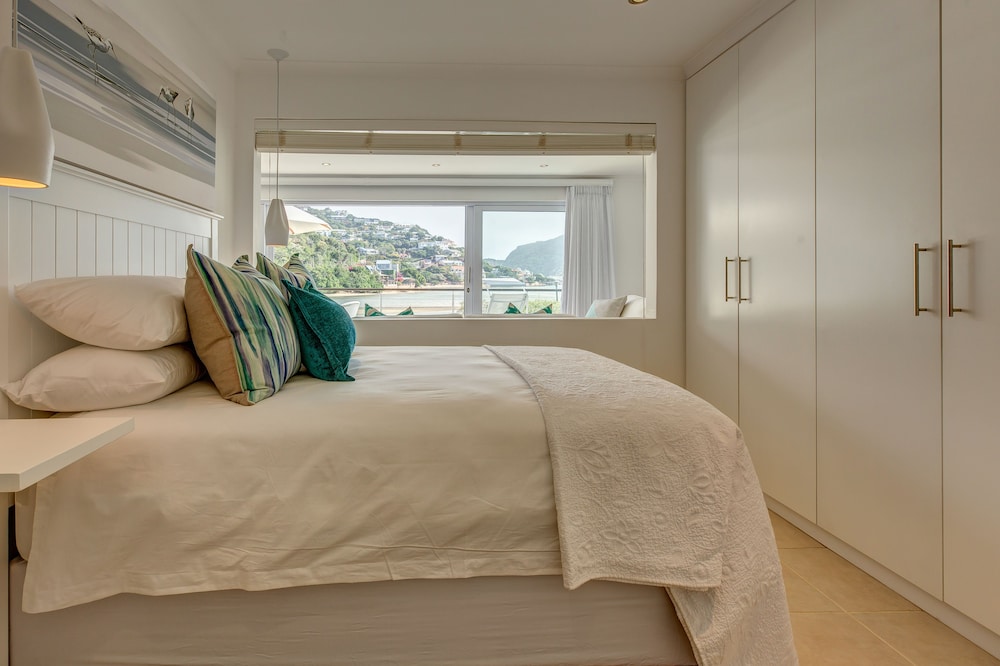 Amanzi Island Boutique Hotel