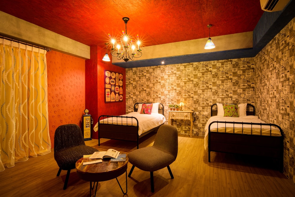 Fly Inn Yilan