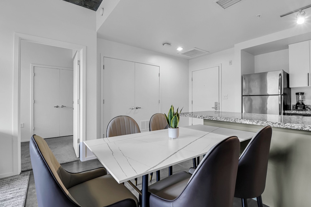 Phoenix Urban Luxury Escape