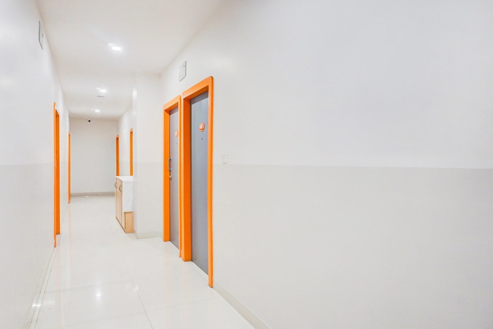 Elegant Urban Stays at Hadapsar Pune