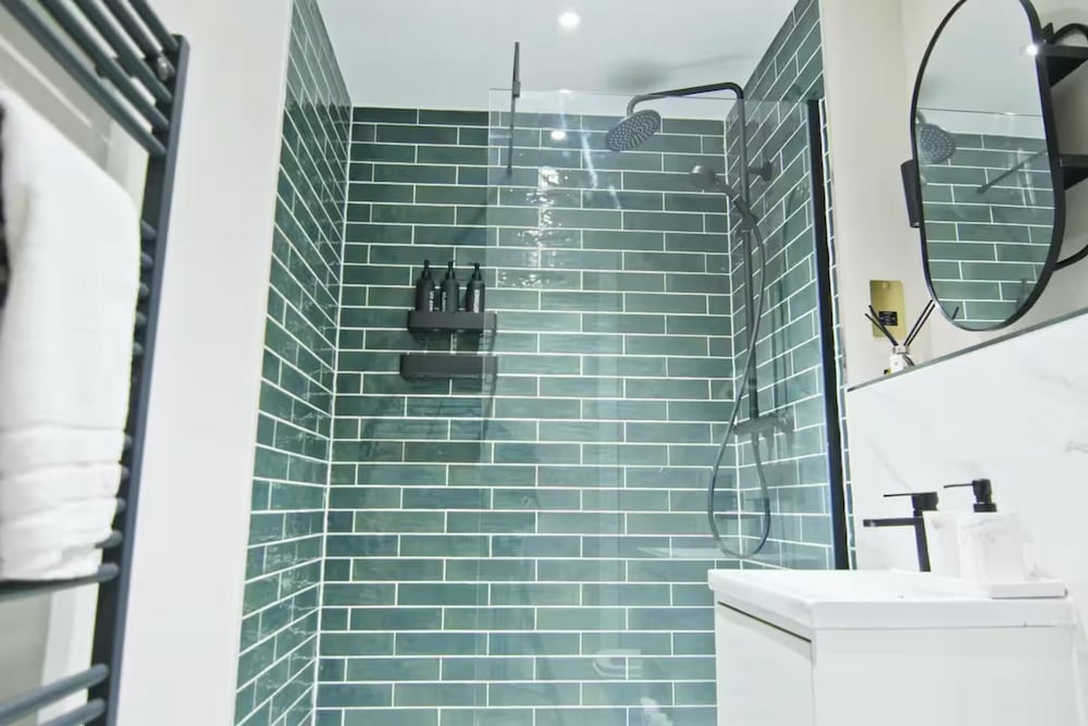 Leeds City Center - 1 Bed - Baby Friendly