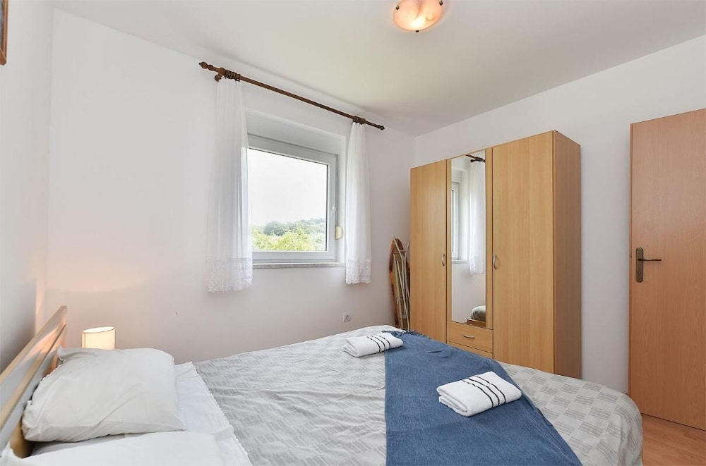 Bright Apartment in Medolino