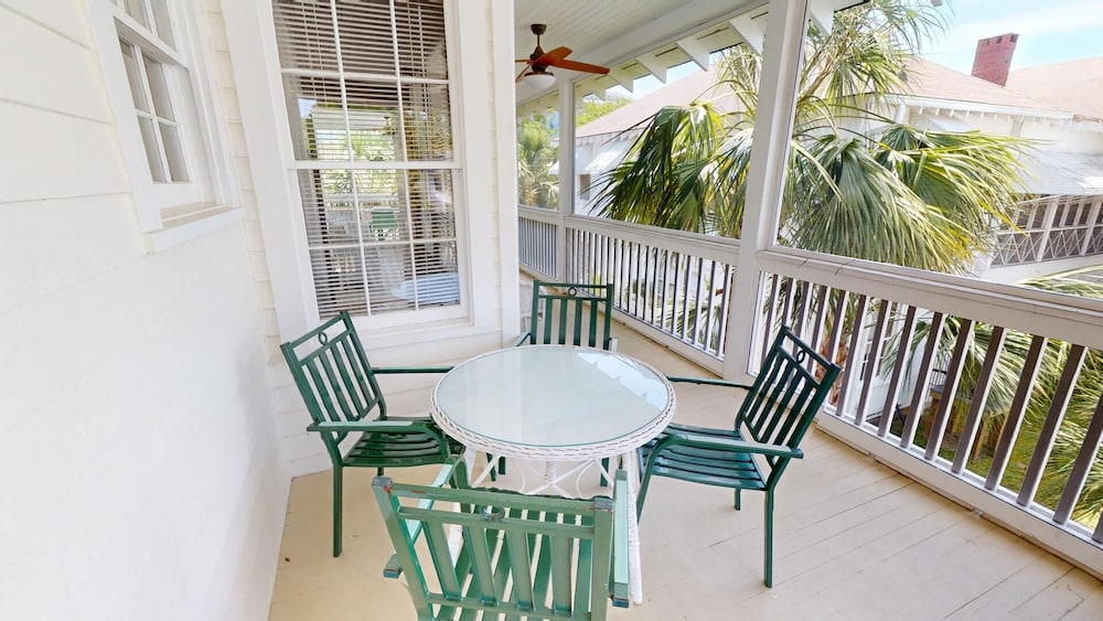 3 10th Place by Tybee Vacation Rentals
