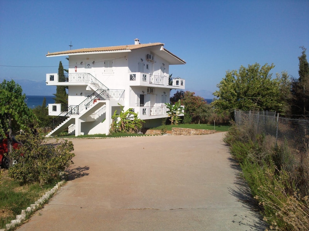 Apartments Xenios Zeus 2