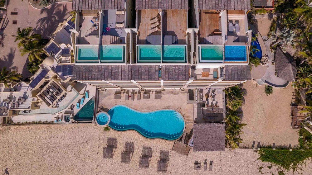 3BD Soleado Ocean Views Pool Resort Beach