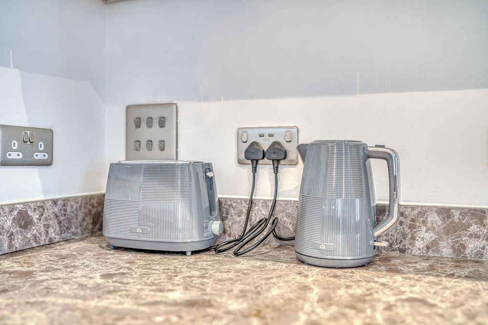 Salford Duplex Apartment - Near City Center