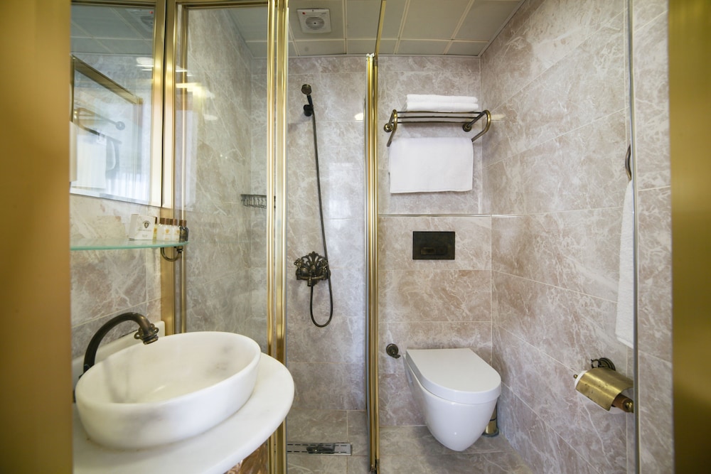 Beyaz Monarch Otel - Image 69