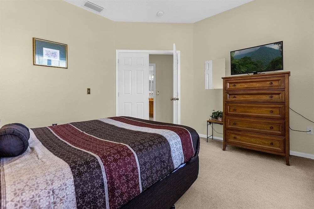 Lake Berkley Villas Swanky