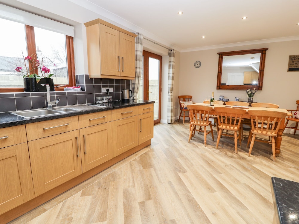 Caernarfon Vacations - Bryn Seion - Property Image 8