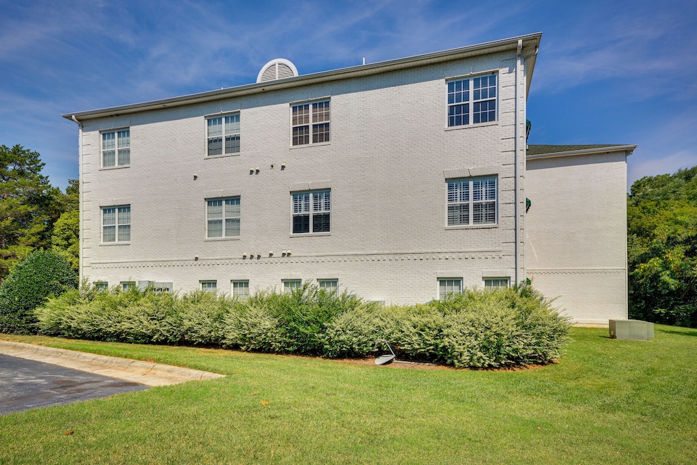 Greensboro Condo Rental Near Hospital & Trails! view 5