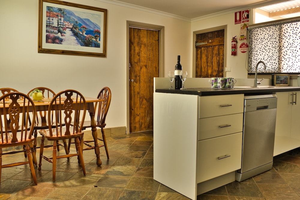 Cape Jervis Accommodation & Caravan Park