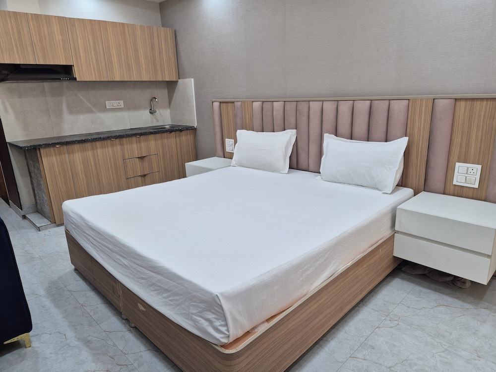 OnlyStay Chaar Dham